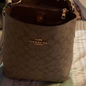 Coach bucket bag